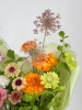 БУКЕТ С ЦИННИЕЙ И ДРУГИМИ ФЕРМЕРСКИМИ ЦВЕТАМИ